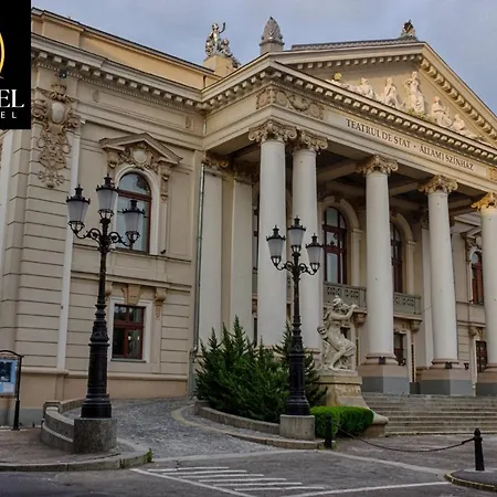 Next Level Apart Hotel Oradea Extérieur photo